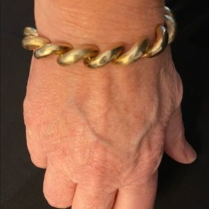 Yellow gold macaroni bracelet!